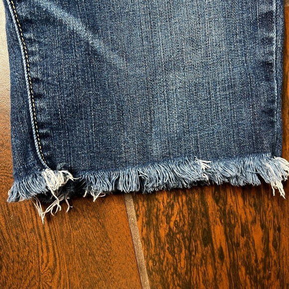 Abercrombie and Fitch Denim Bermuda Long Shorts - Picture 3 of 5